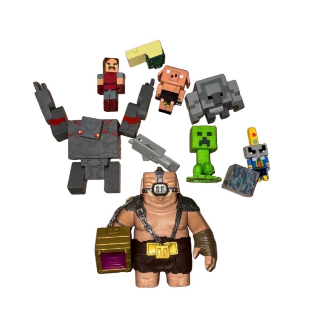 Minecraft Mini Figures Toy Set with Green Creeper and Gold-Accented Ogre